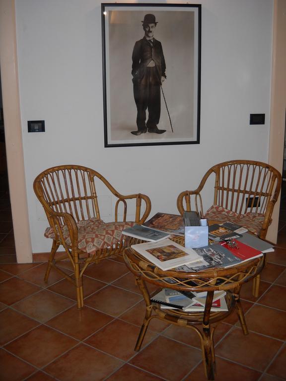 Bed and Breakfast Charlie Chaplin à Tamara Extérieur photo
